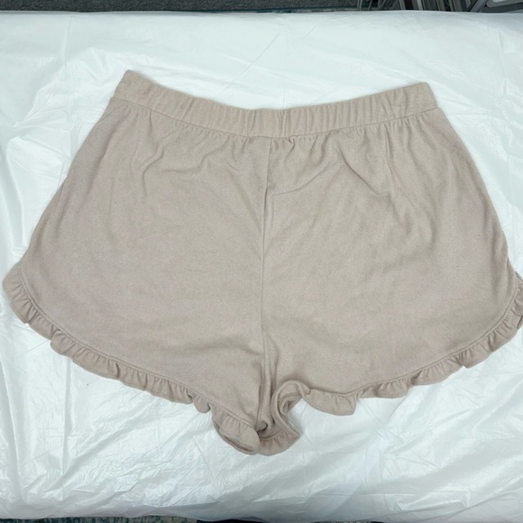 NWT BAR III Women's Ruffled Terry Cloth Shorts Tan Naturally Nude 1x​ - Picture 4 of 8